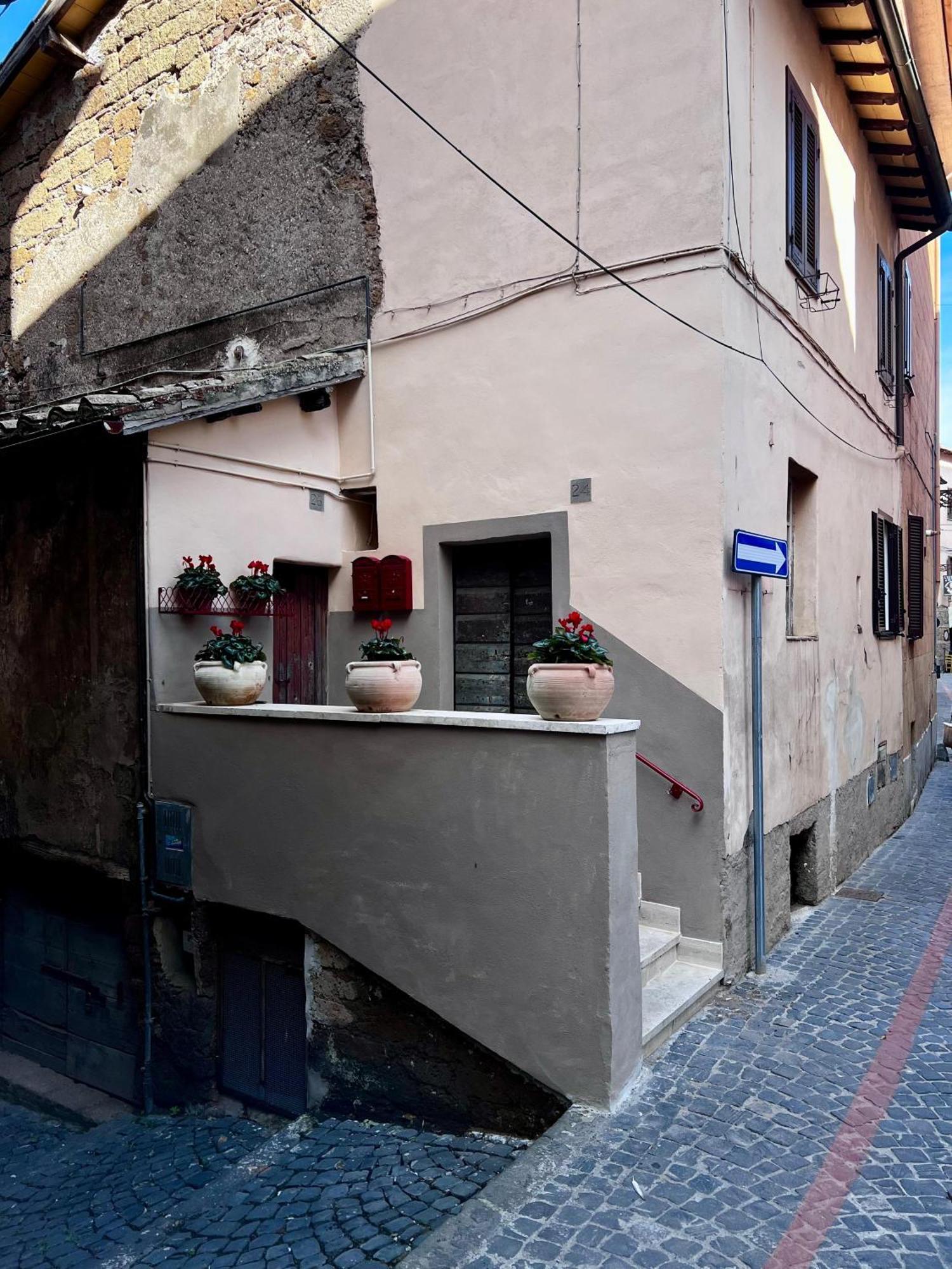 Elena'S Suite Sutri Dış mekan fotoğraf