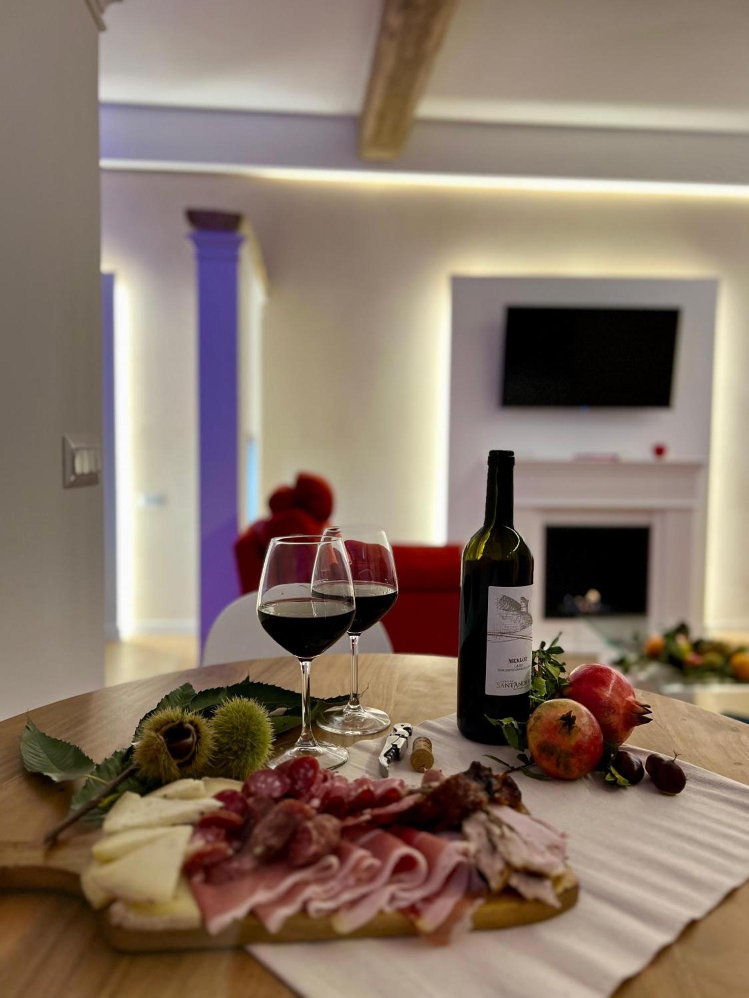 Elena'S Suite Sutri Dış mekan fotoğraf